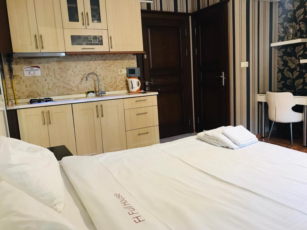 Full House Boutique Hotel อิสตันบูล ภายนอก รูปภาพ