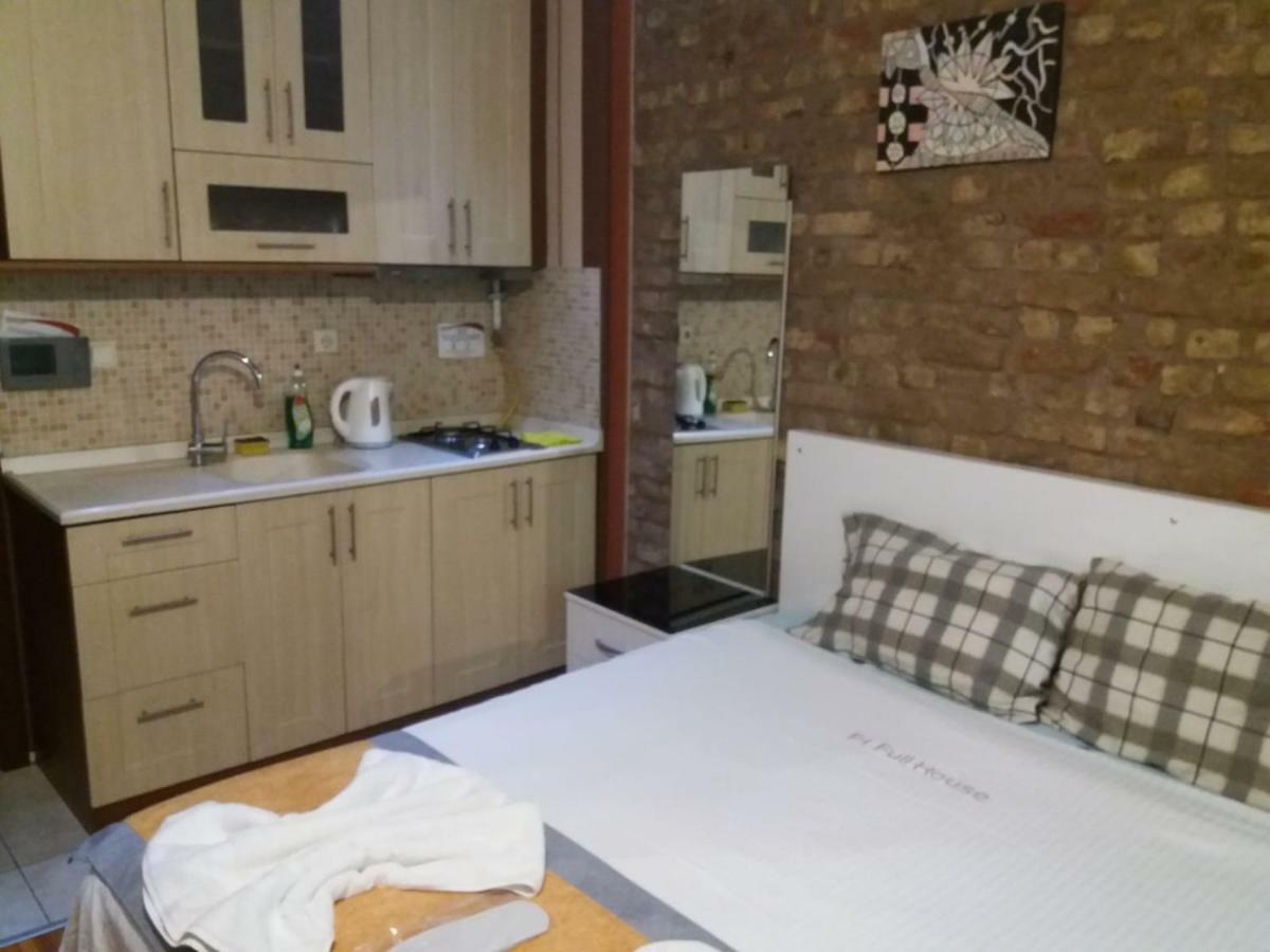 Full House Boutique Hotel อิสตันบูล ภายนอก รูปภาพ