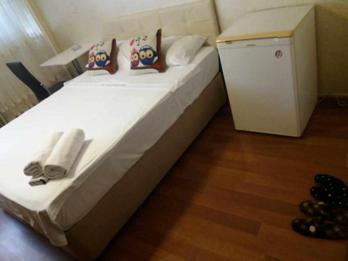 Full House Boutique Hotel อิสตันบูล ภายนอก รูปภาพ