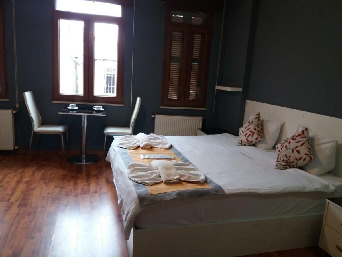 Full House Boutique Hotel อิสตันบูล ภายนอก รูปภาพ